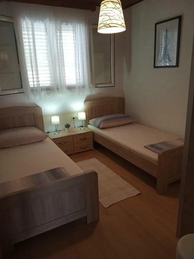 Apartment Apartman Mijic Trogir