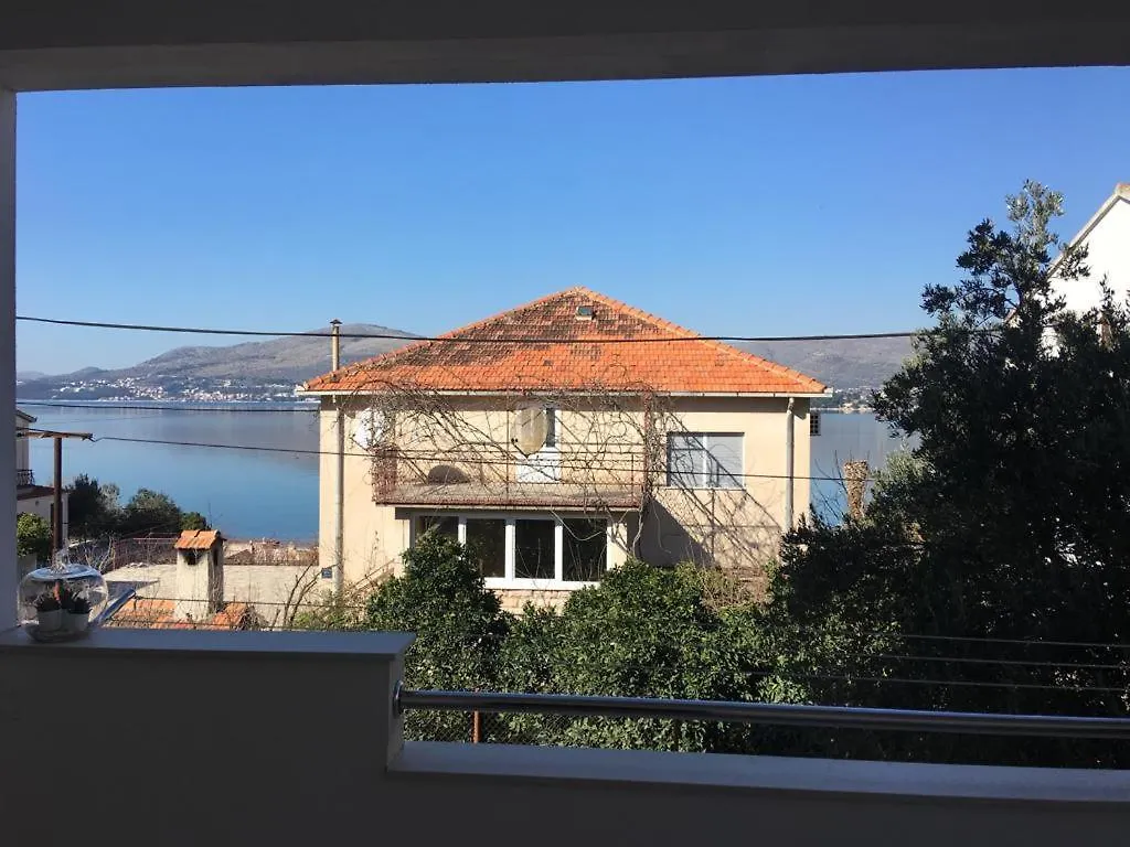 Apartment Apartman Mijic Trogir
